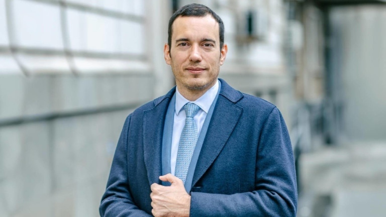 Терзиев поема функциите на Клисурски в общината, докато е министър