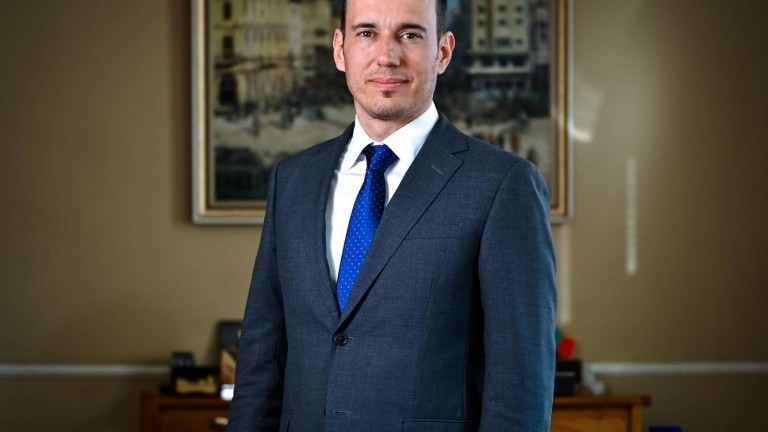 Терзиев отвърна на удара на Пеевски: Алчна кокошка, просо сънува