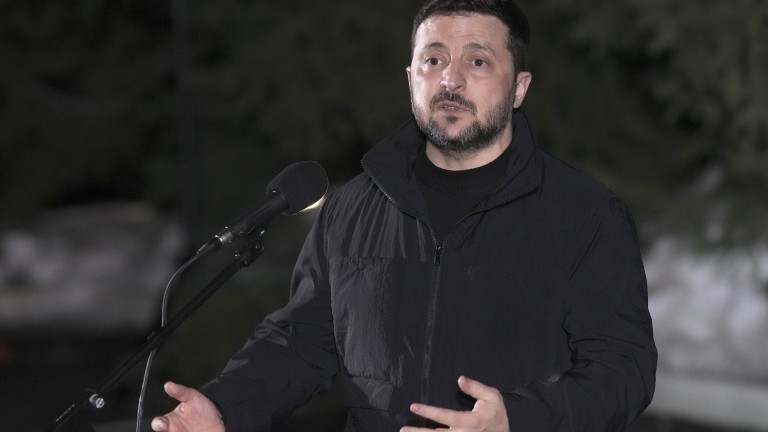 Ядосан на съюзниците Зеленски използва все по-остър език