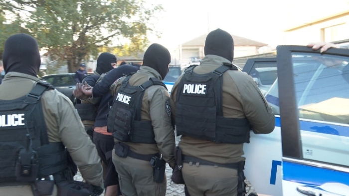 Полицията погна купувачите на гласове в Кюстендил и Разград